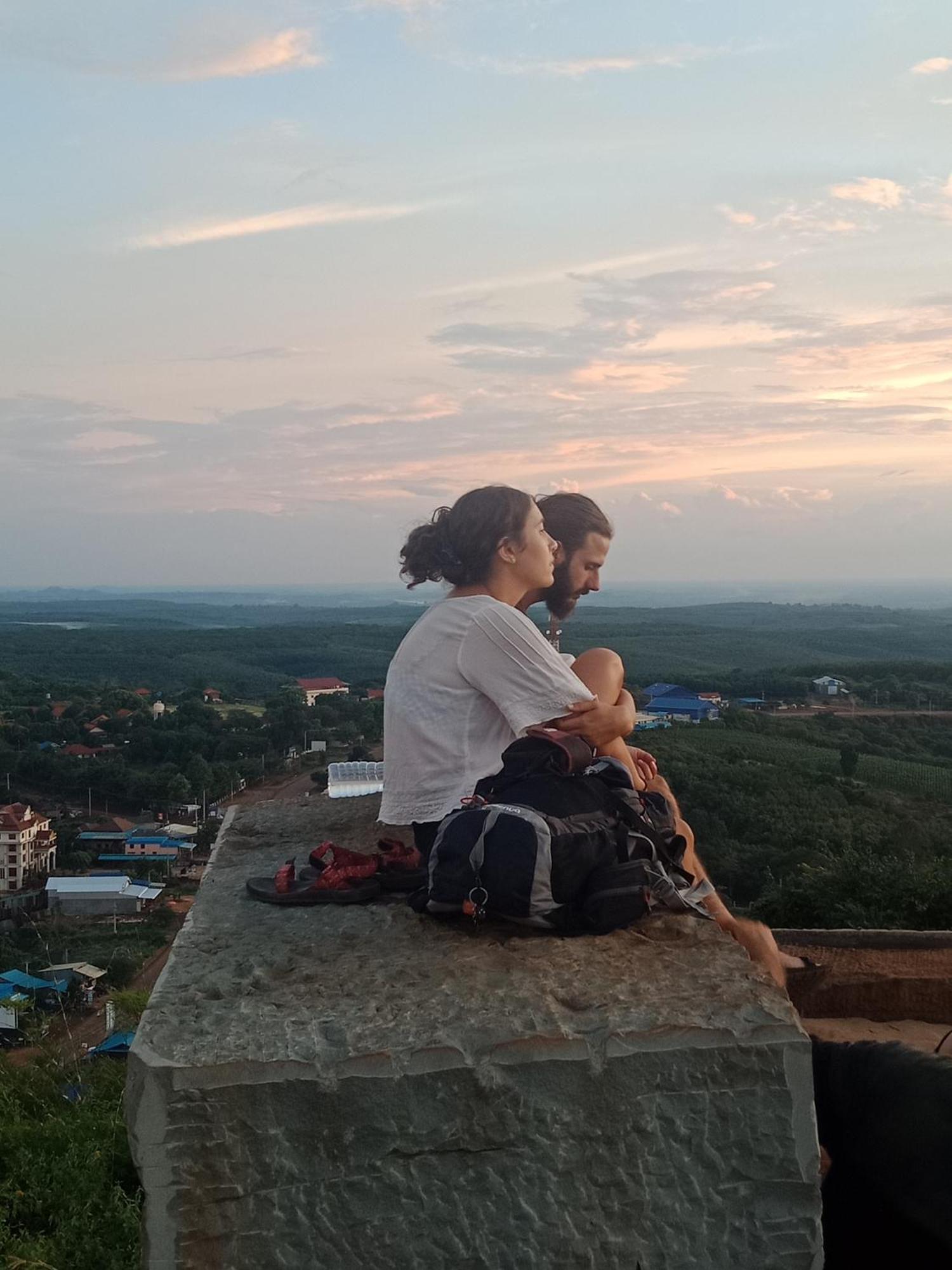Happy Bungalow & Trekking Banlung Exteriör bild